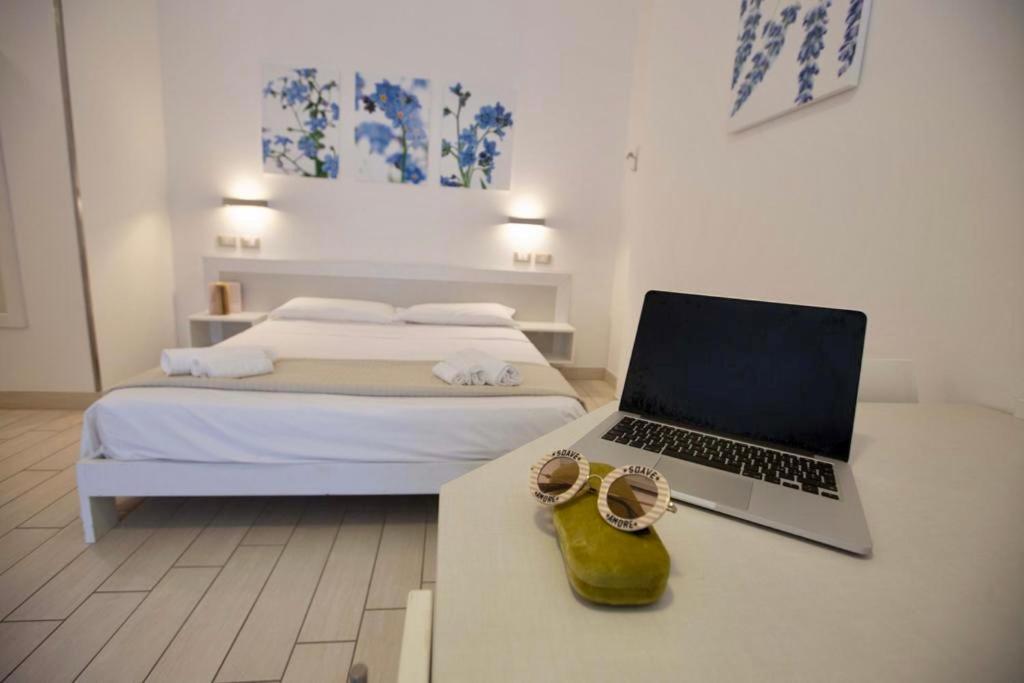 Hotel Elite Cervia Bagian luar foto