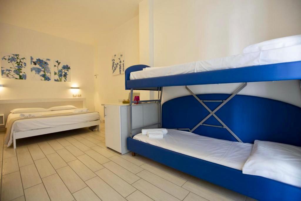 Hotel Elite Cervia Bagian luar foto