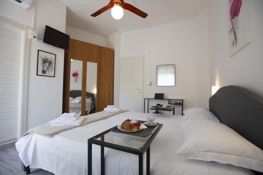 Hotel Elite Cervia Bagian luar foto