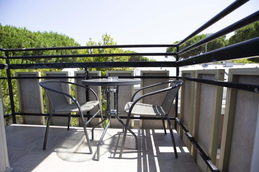 Hotel Elite Cervia Bagian luar foto