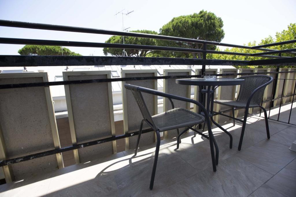 Hotel Elite Cervia Bagian luar foto