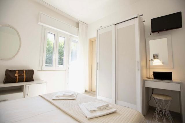 Hotel Elite Cervia Bagian luar foto